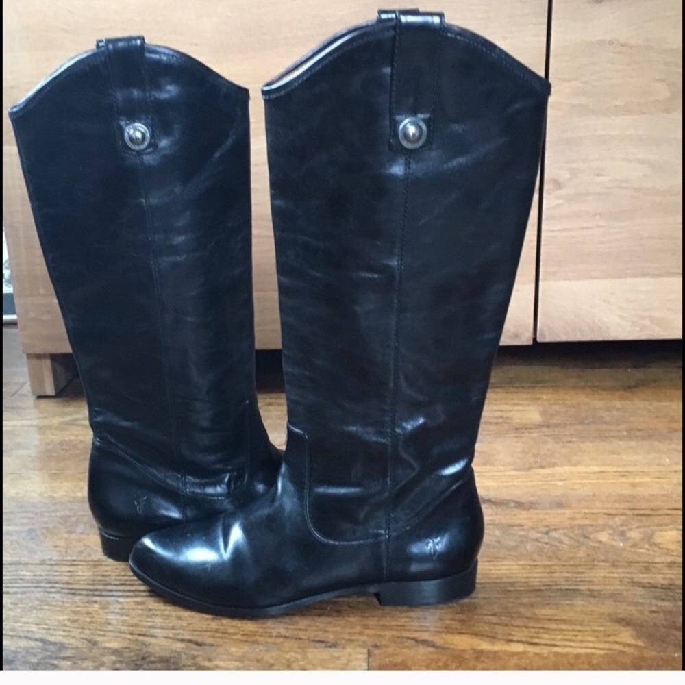 Frye black Cindy pull on boots